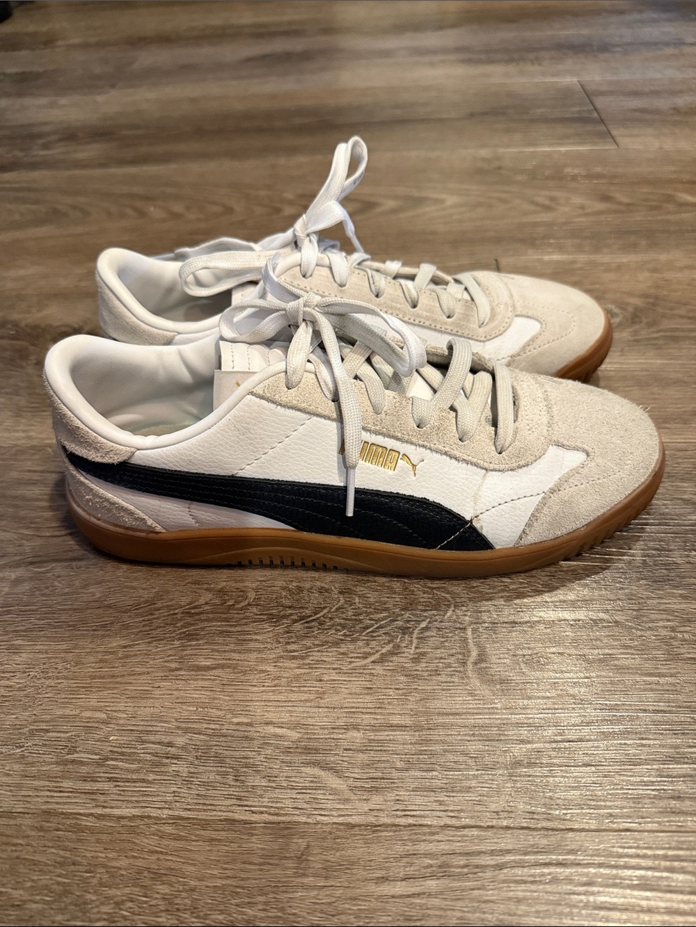Puma Men's Club 5v5 Suede Sneaker Size 6 in White/Black/ Suede